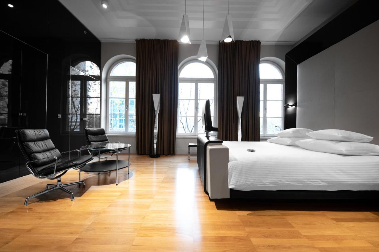 Hotel Blow Up Hall 5050, Poznan
